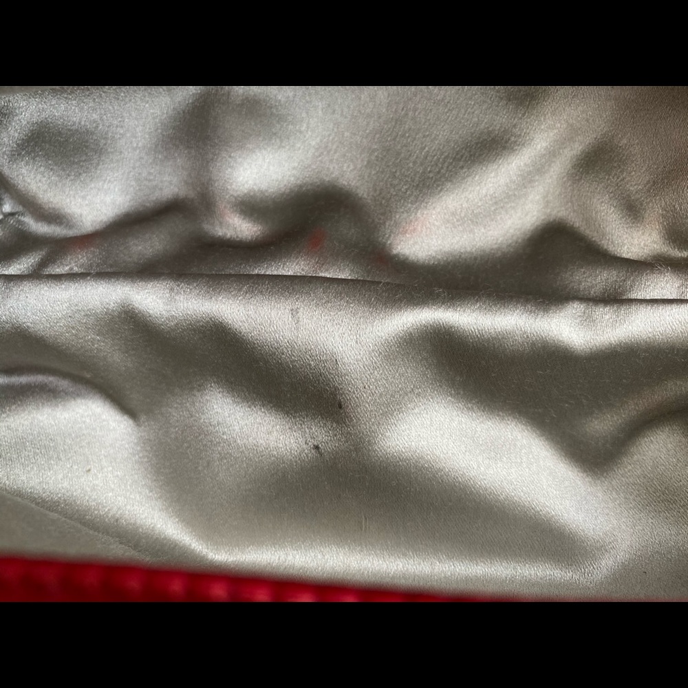 Judith Leiber Couture "Natalie" velvet clutch bag. - Picture 11 of 12